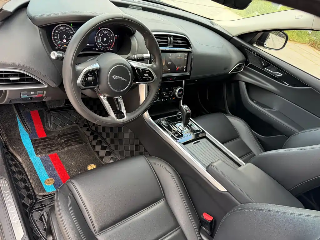 Jaguar XEL — миниатюра 6