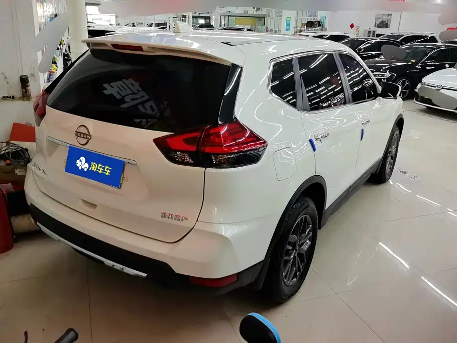 Nissan X-Trail — миниатюра 3