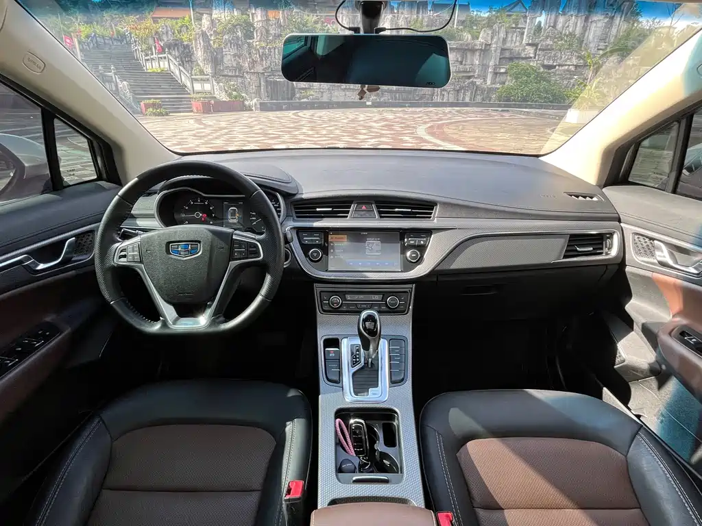 Geely Emgrand GS — миниатюра 10