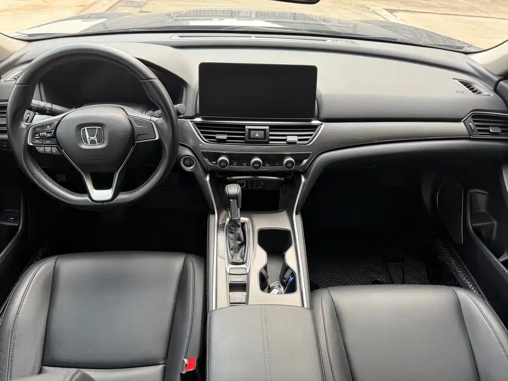 Honda Accord — миниатюра 7
