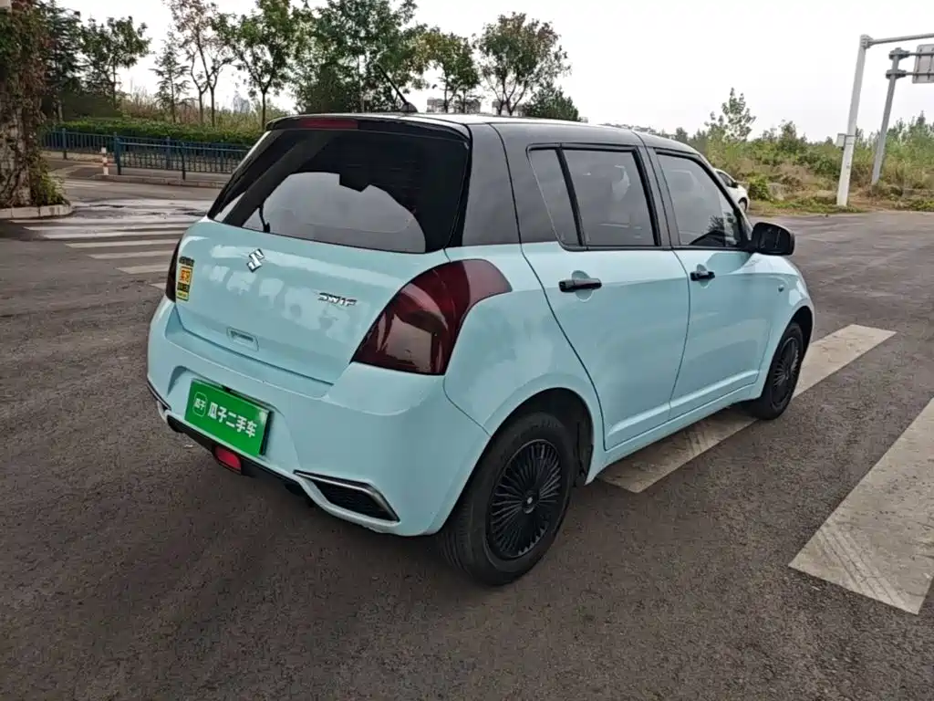 Suzuki Swift — миниатюра 7