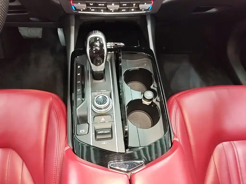 Maserati Levante — миниатюра 14