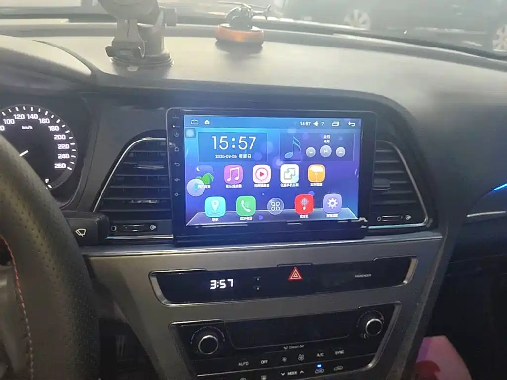 Hyundai Sonata — миниатюра 13