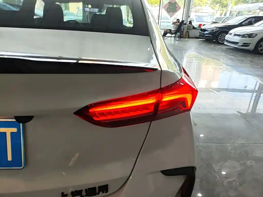 Buick Verano — миниатюра 8