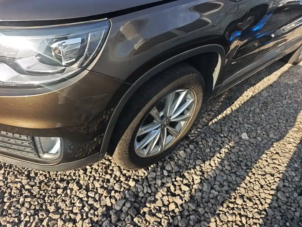 Volkswagen Tiguan — миниатюра 23