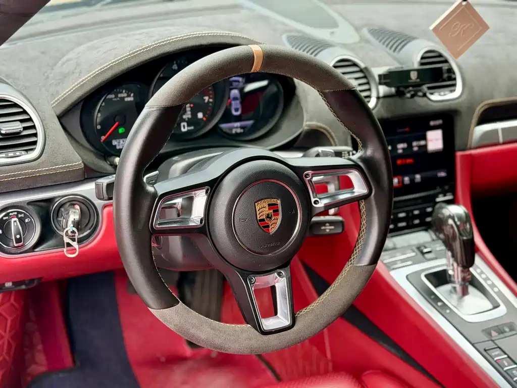 Porsche 718 2016 Cayman 2.0T