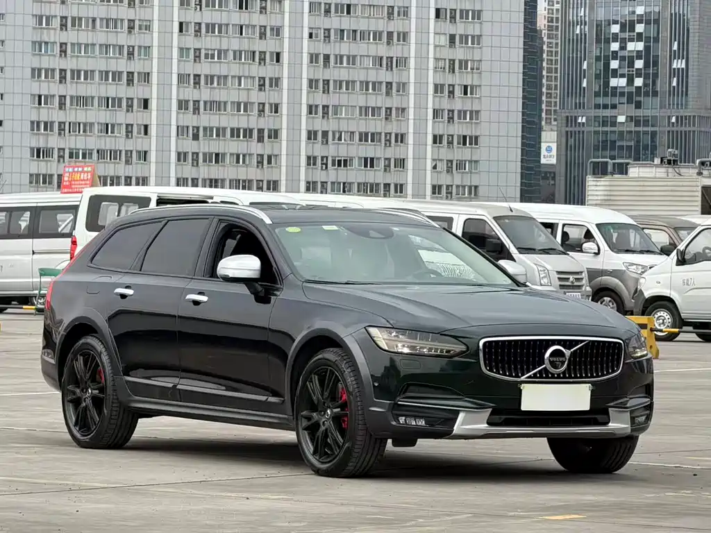 VOLVO V90