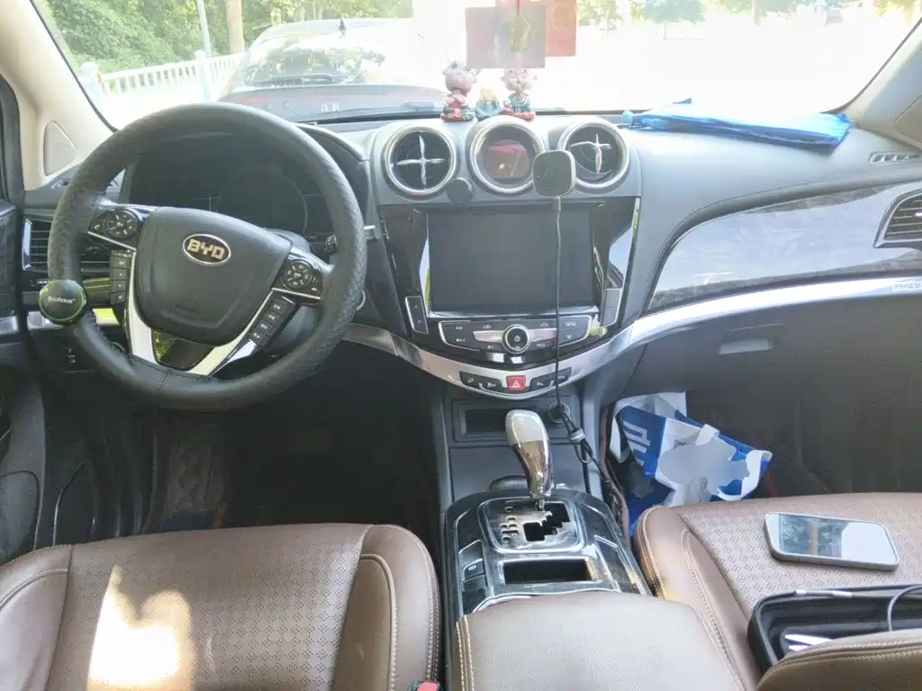 BYD S7 — миниатюра 5