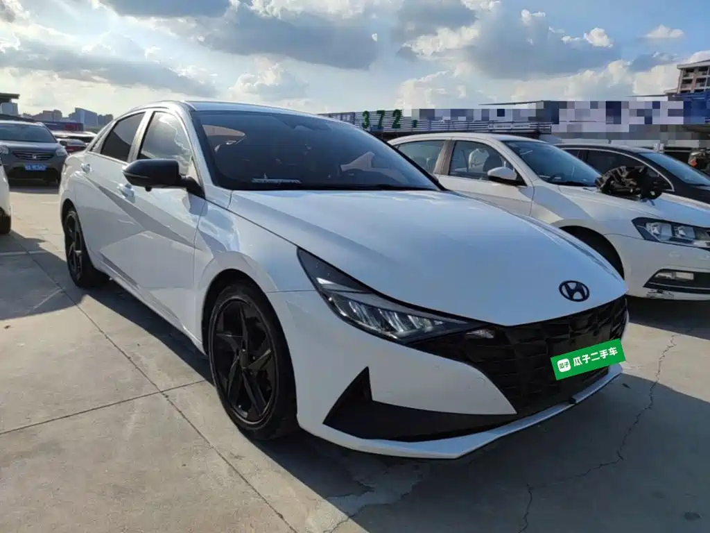 Hyundai Elantra — миниатюра 4