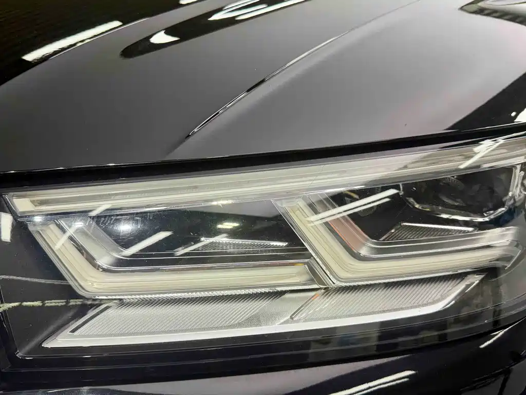 Audi Q5L — миниатюра 4