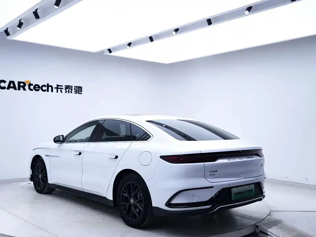 BYD Han — миниатюра 12