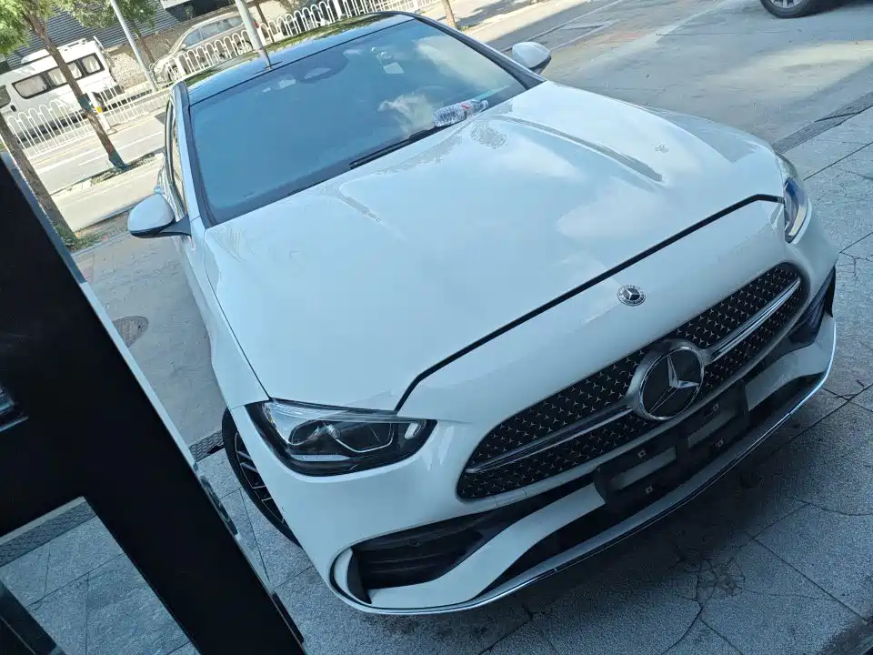 Mercedes-Benz C-Class — миниатюра 2