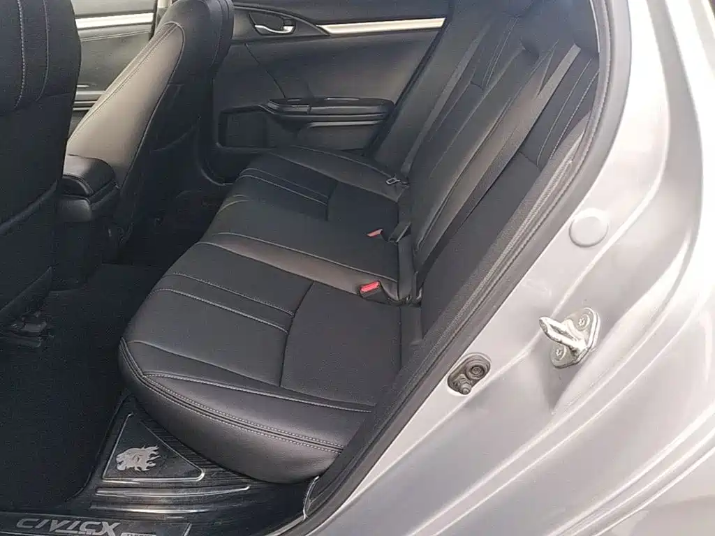 Honda Civic — миниатюра 17