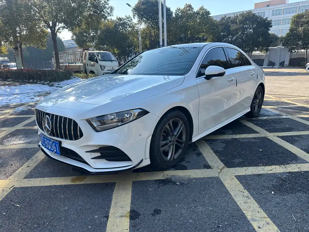 MERCEDES-BENZ A CLASS
