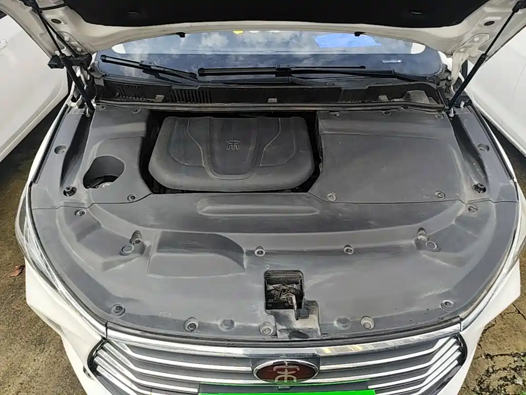 BYD MAX — миниатюра 20