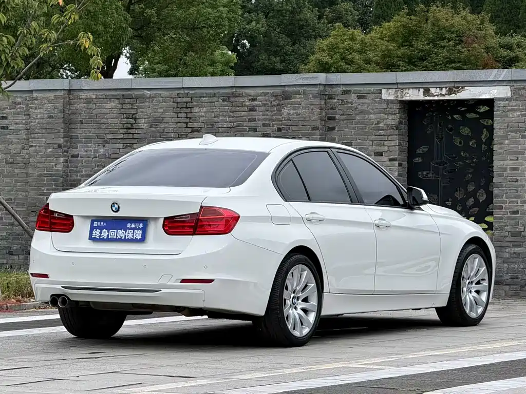 BMW 3 Series — миниатюра 4