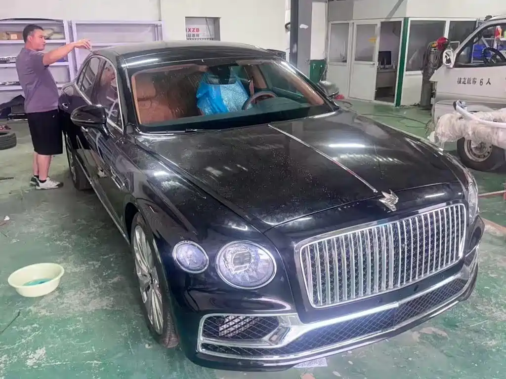 Bentley Flying Spur 2024 4.0T V8 S