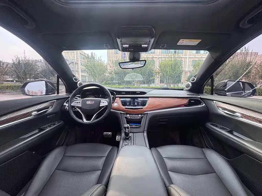 Cadillac XT6 — миниатюра 21
