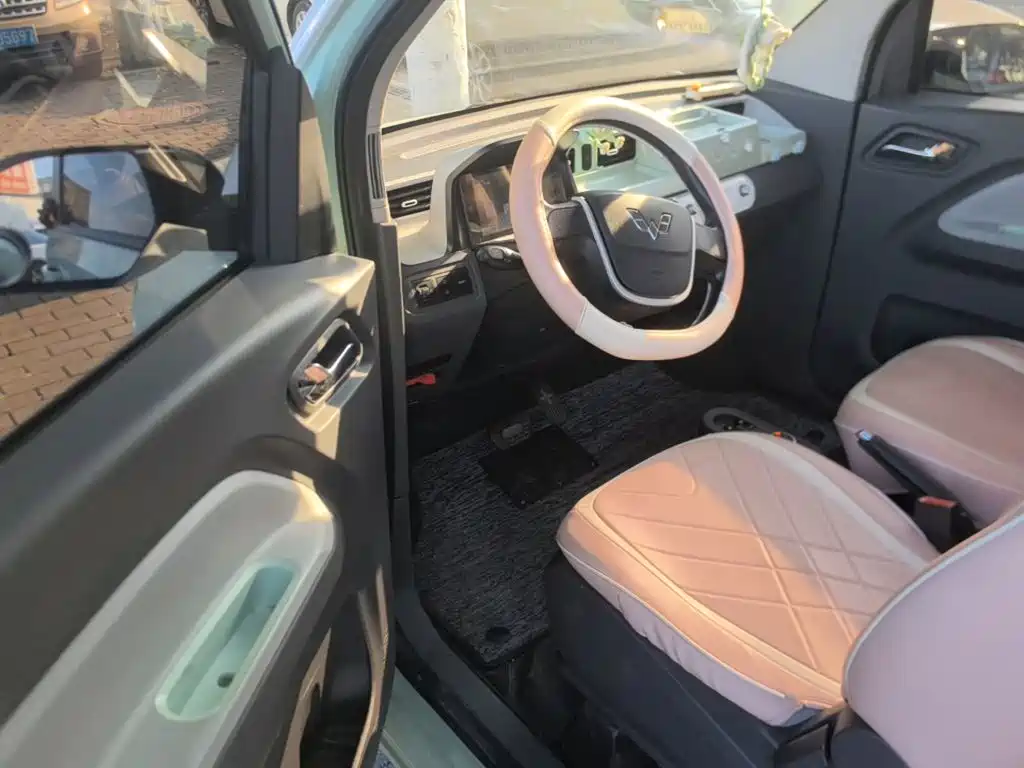 Wuling MINIEV — миниатюра 16
