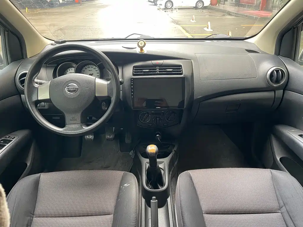 Nissan Livina — миниатюра 4
