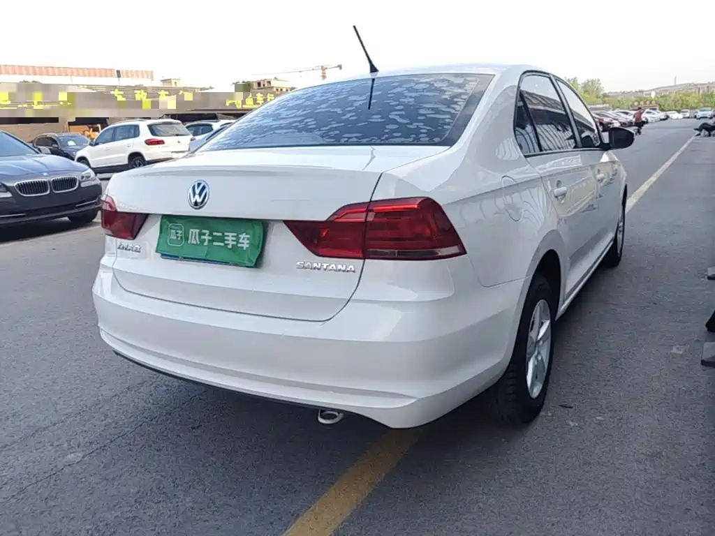 Volkswagen Santana — миниатюра 7