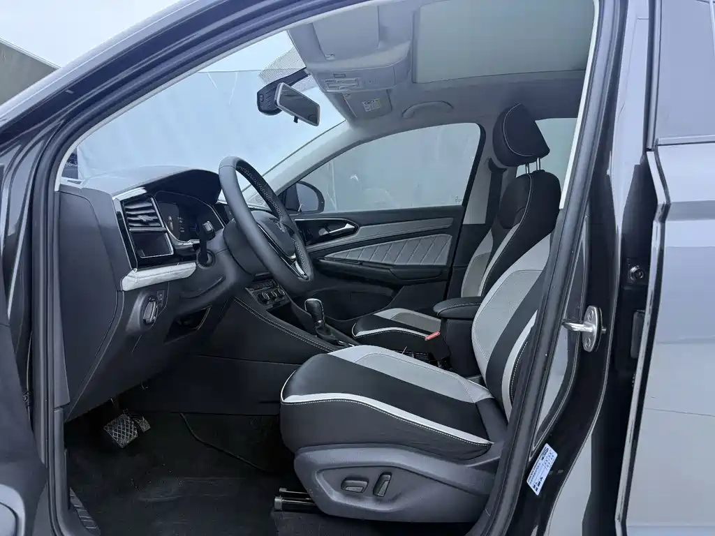 Jetta VS7 — миниатюра 16