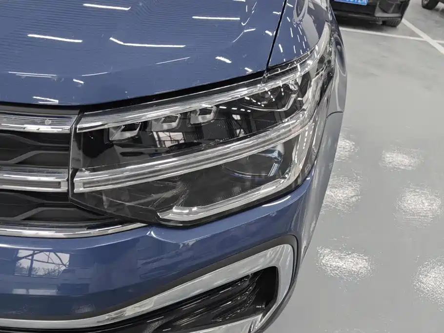 Volkswagen Tharu — миниатюра 5