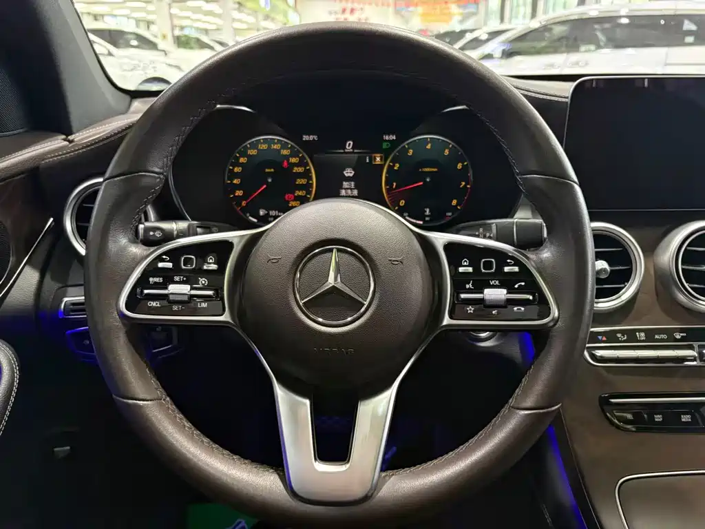 Mercedes-Benz GLC — миниатюра 9