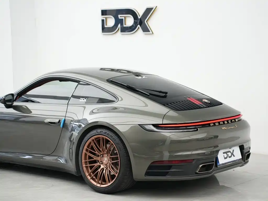 Porsche 911 — миниатюра 8