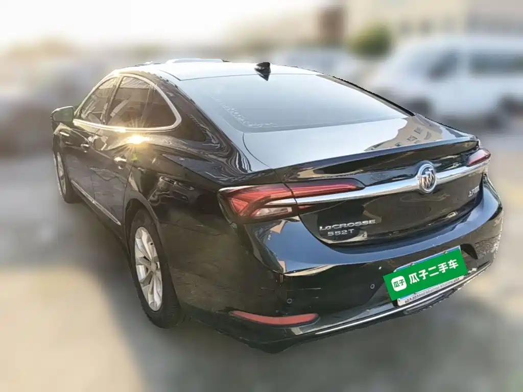 Buick LaCrosse — миниатюра 7