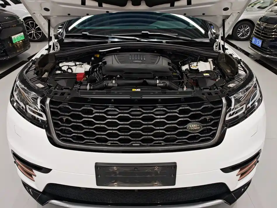 Land Rover Velar — миниатюра 27