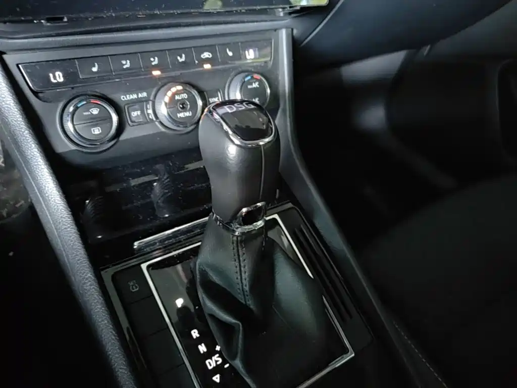 Skoda Superb — миниатюра 14