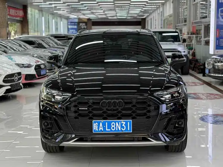 Audi Q5L — миниатюра 2