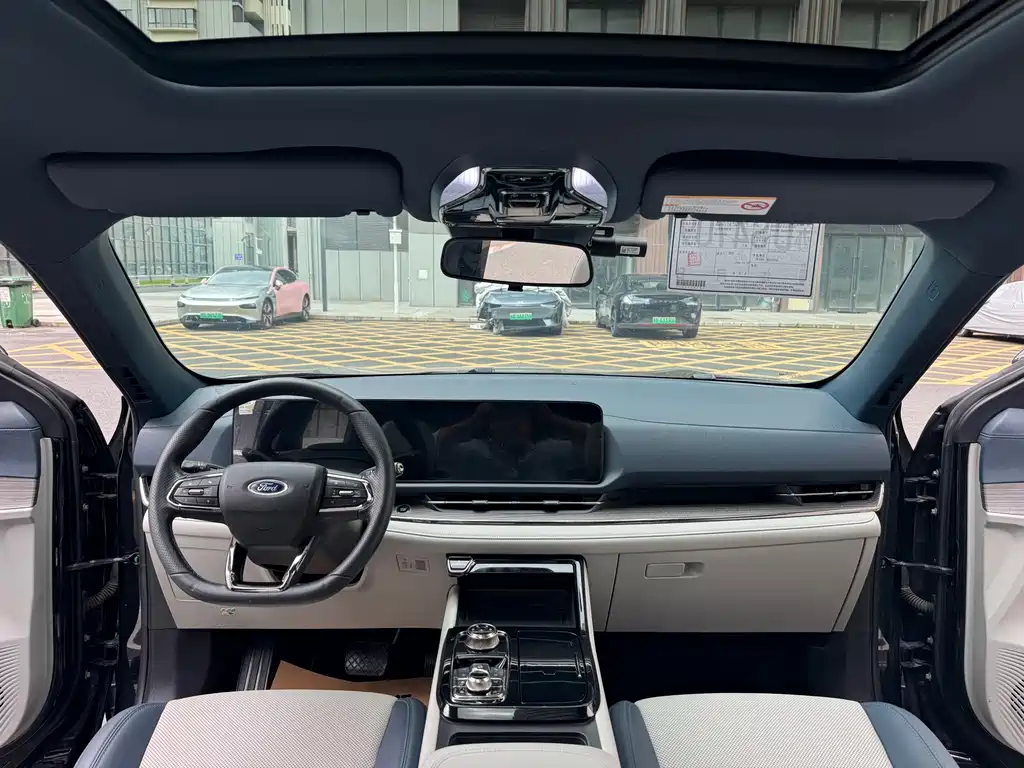 Ford Equator Sport — миниатюра 5