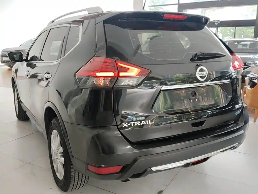 Nissan X-Trail 2017 2.0L CVT Comfort 2WD
