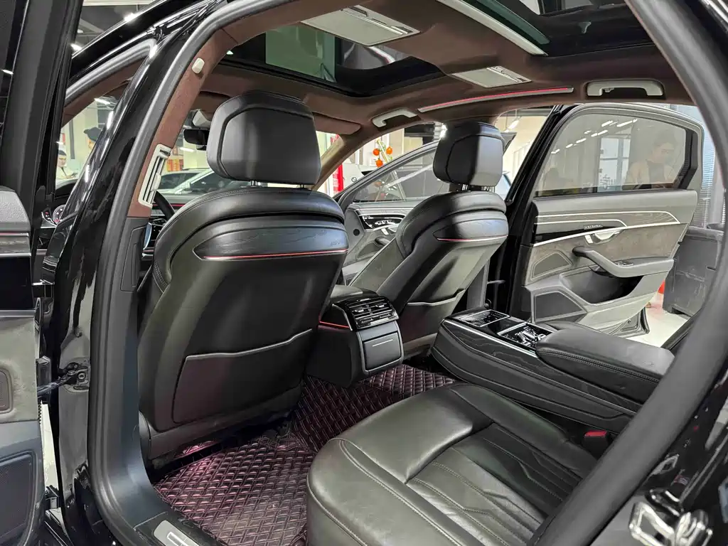 Audi A8 — миниатюра 8