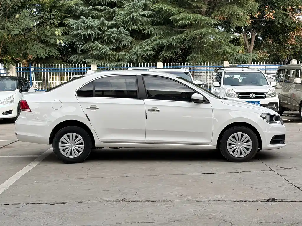 Volkswagen Santana — миниатюра 15