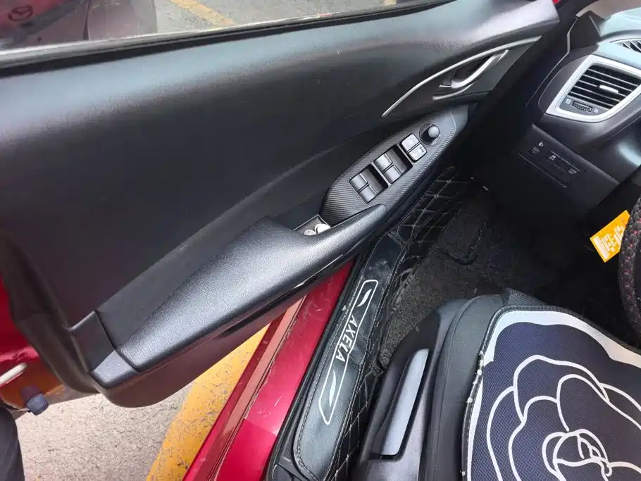 Mazda 3 Axela — миниатюра 7