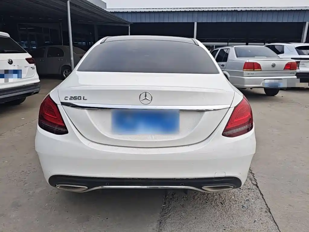Mercedes-Benz C-Class — миниатюра 6