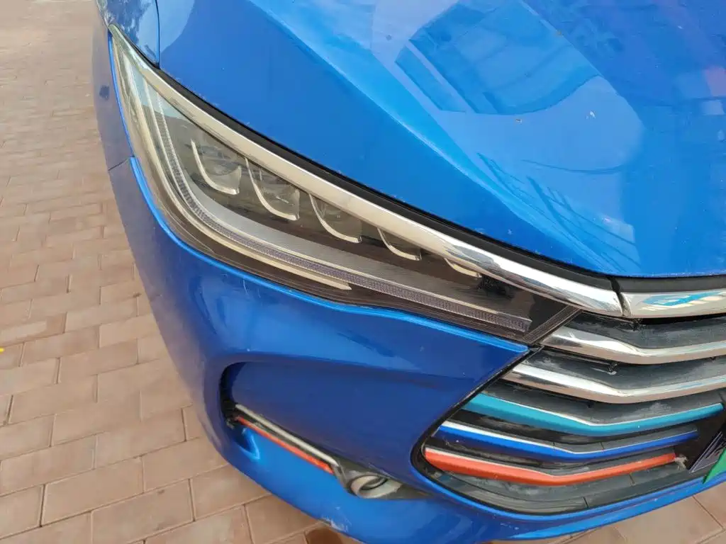 BYD MAX — миниатюра 7