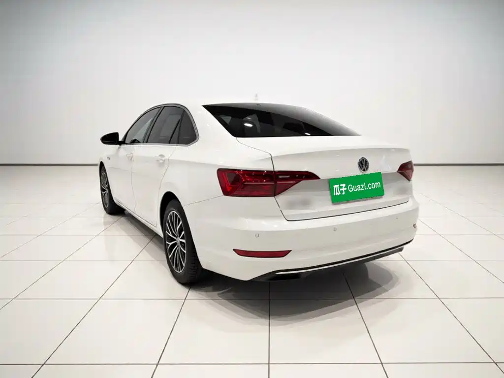 Volkswagen Sagitar — миниатюра 4