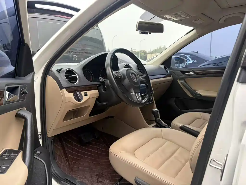 Volkswagen Jetta — миниатюра 4