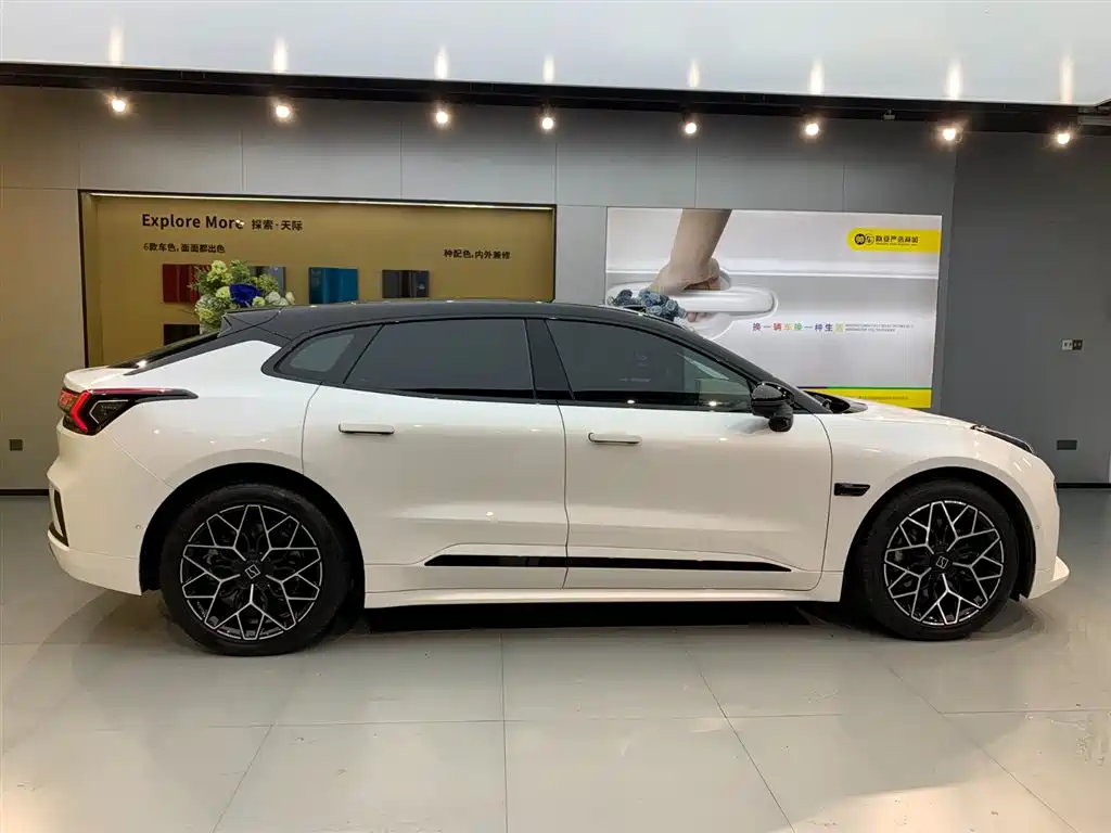 ZEEKR EXTREME KRYPTON 001