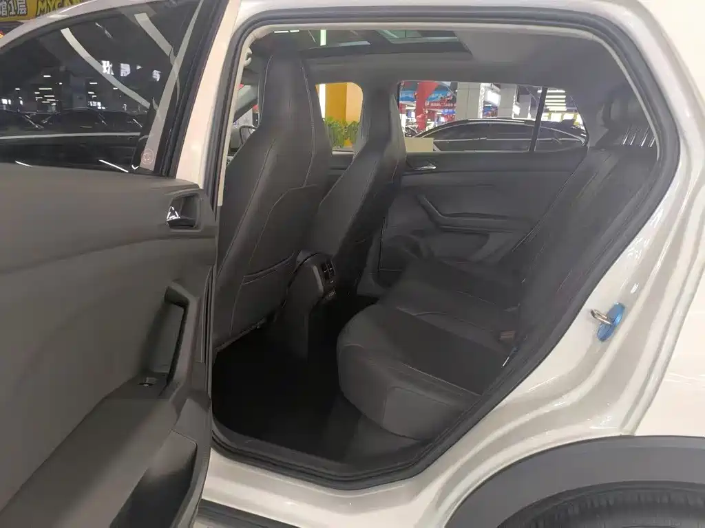Volkswagen T-Cross — миниатюра 5