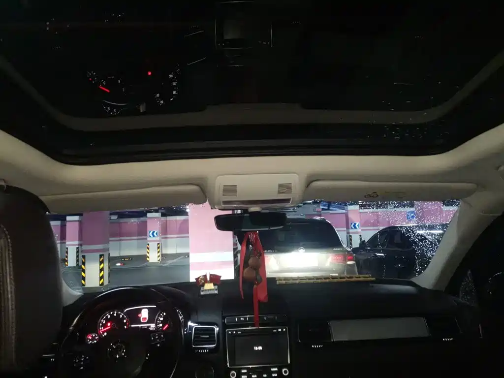 Volkswagen Touareg — миниатюра 9