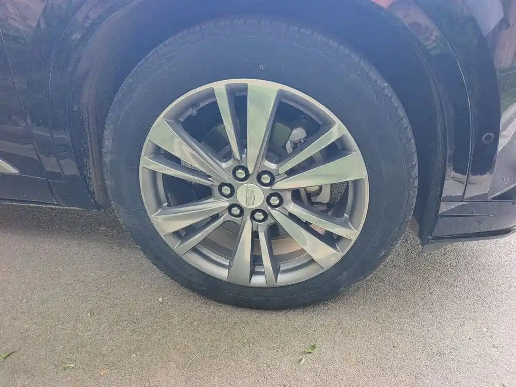 Cadillac XT6 2020 28T мест Luxury