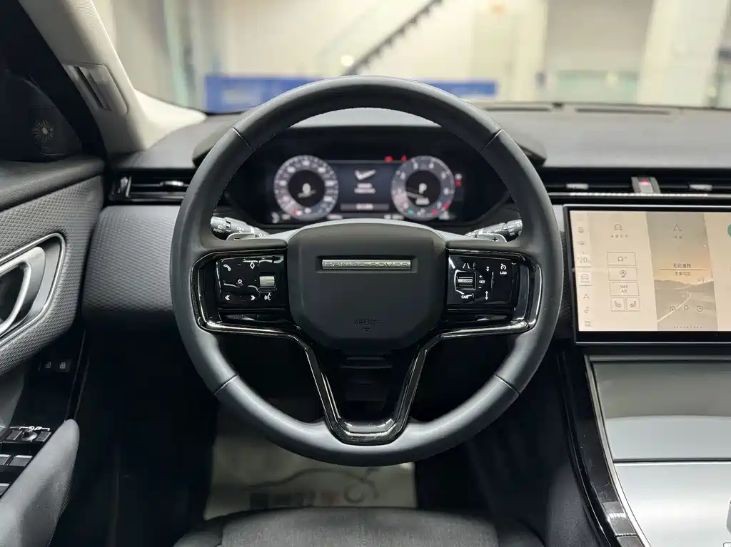 Land Rover Velar — миниатюра 10