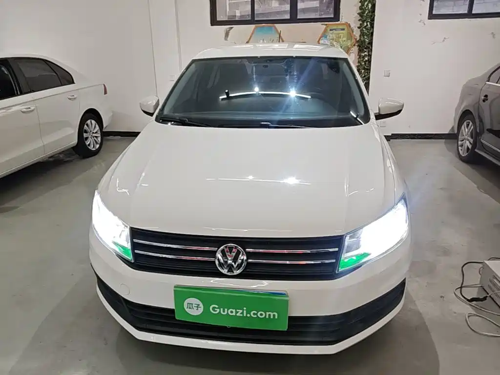 Volkswagen Santana — миниатюра 3
