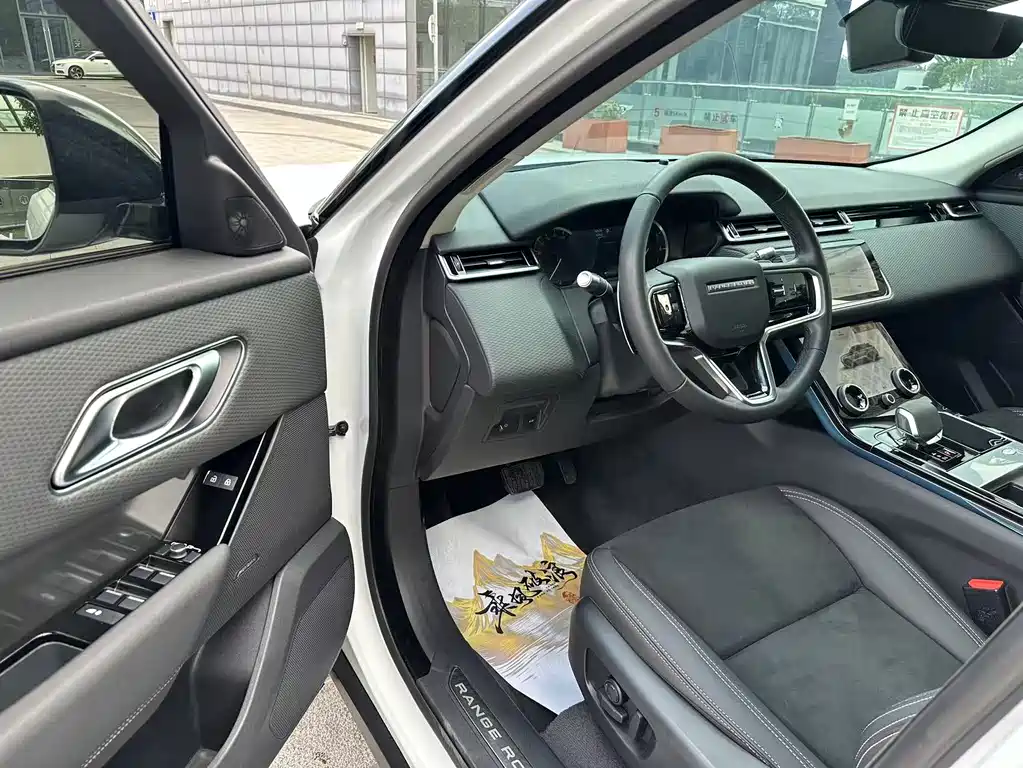 Land Rover Velar — миниатюра 4