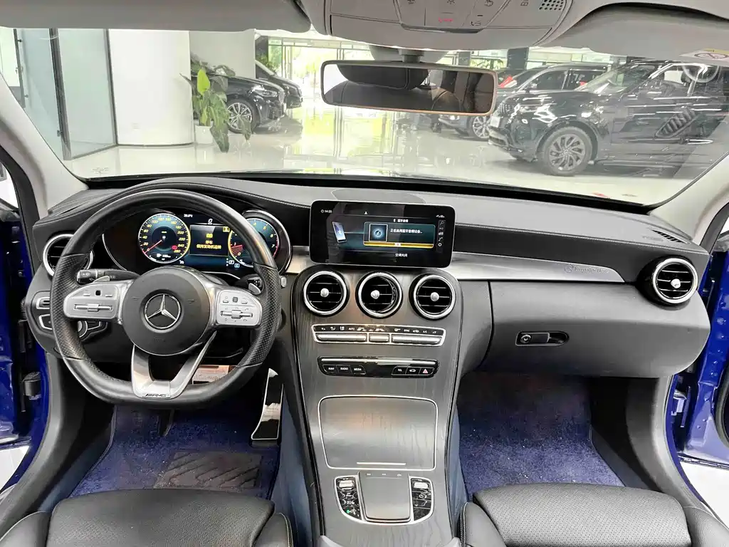 Mercedes-Benz C-Class — миниатюра 4